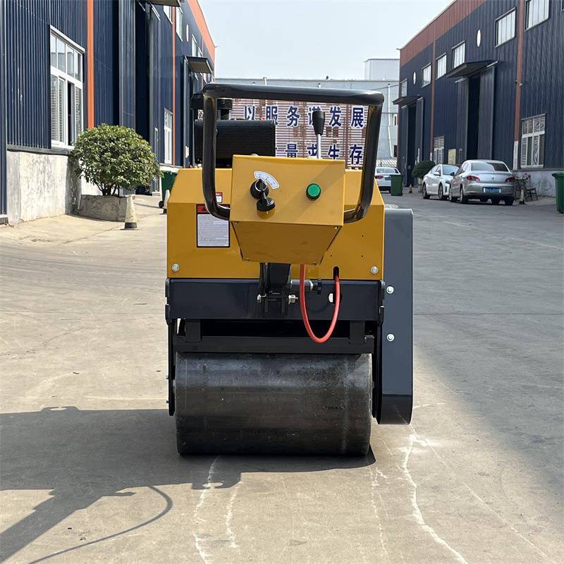 混凝土水泥路面轮压路机小型双手扶QMU双钢式碾压机柴油款钢轮压
