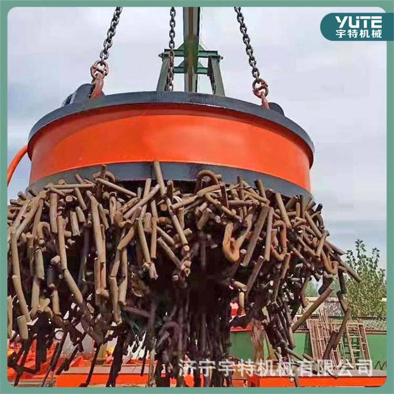 电装吸盘磁挖机大改装240718吸废钢废铁型起重电磁铁吊搬运设备