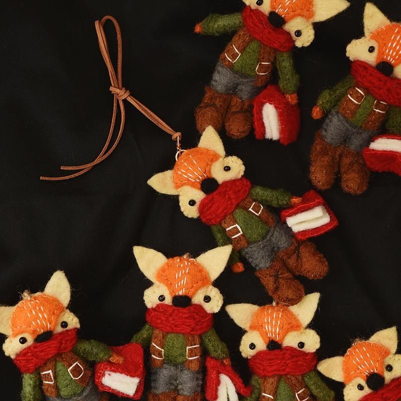 尼泊尔手工羊毛毡k公仔可爱狐狸包挂件男女情侣礼物红色车挂玩偶