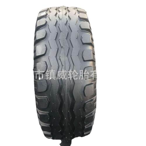 现货供应 10.0/75-15.3 11.5/80-15.3 农用机械联合收割机轮胎