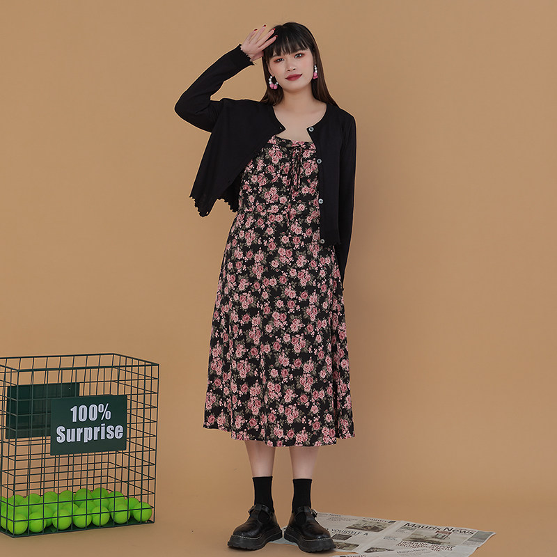 微胖套装女大码胖mm春季遮肉显瘦针织开衫碎花吊带裙胖妹妹两件套