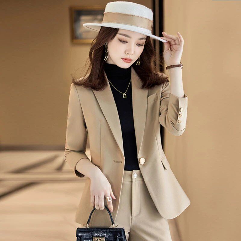 卡其色西装外套女春秋季2024新款职业套装高级感早秋小西服上衣短