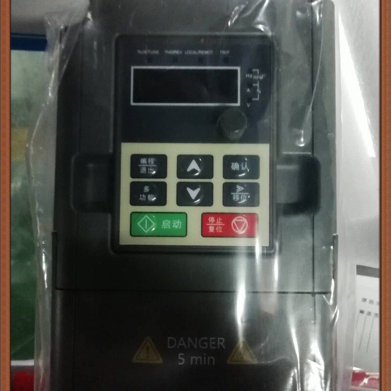 台力变频器 2.2KW 380V 三相异步电机调速器 变频调速器