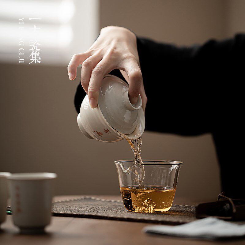 草木灰盖碗旅行茶具便携式户外喝茶茶具K套装一壶两杯手提收纳包