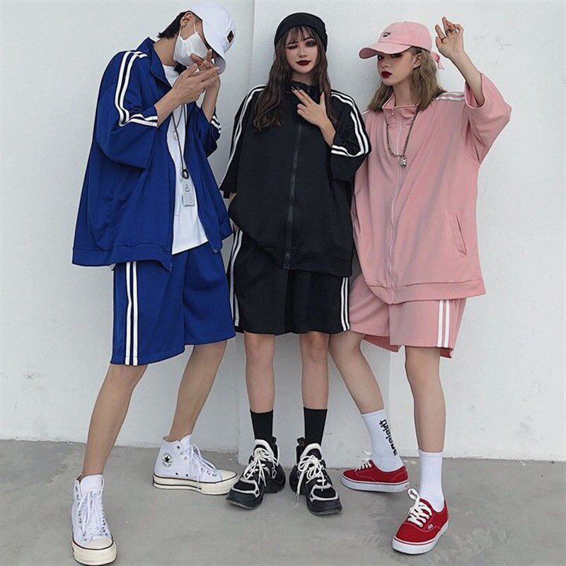 240斤胖mm夏季运动时尚套装宽松300斤胖MM学生大码短裤两件套装女