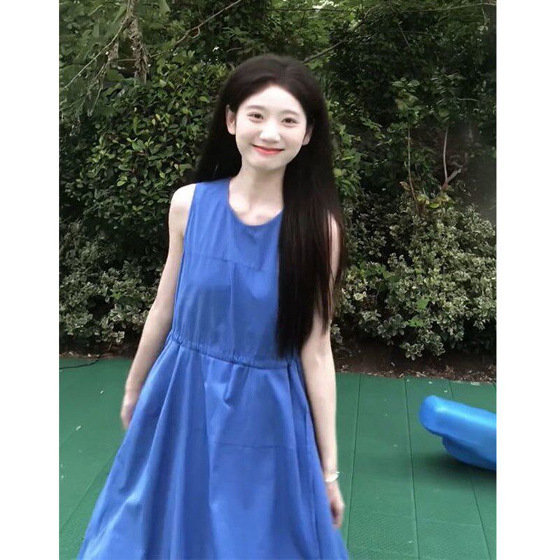 韩系学院风休闲 简约蓝色无袖圆领洋装女2025夏季新款收腰长