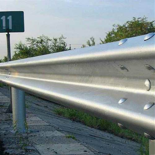 波形TYG护栏高速路防撞护栏板热锌标准两镀波三波护栏护国道公省