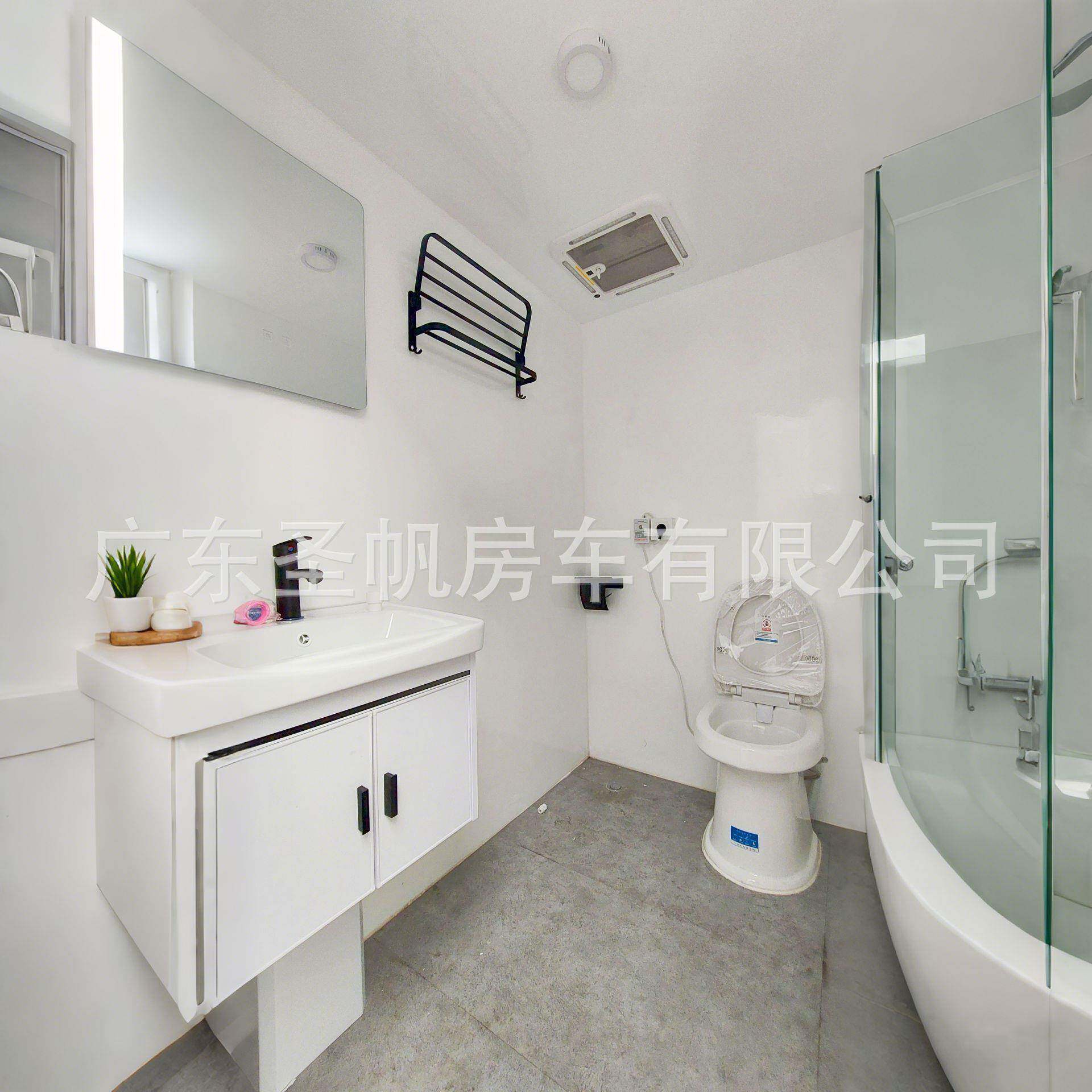 广东移动厕所跨境厂家户外景区生态环保智慧公厕拖挂房车洗手间
