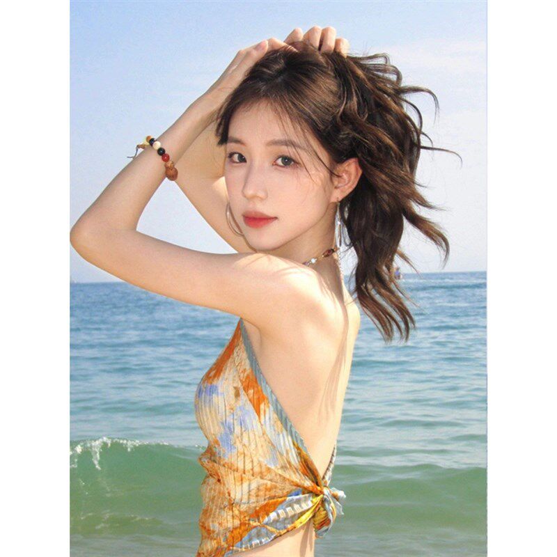 扎染挂脖吊带背心女夏多巴胺云南西双版纳泰式外穿海边肚兜小上衣