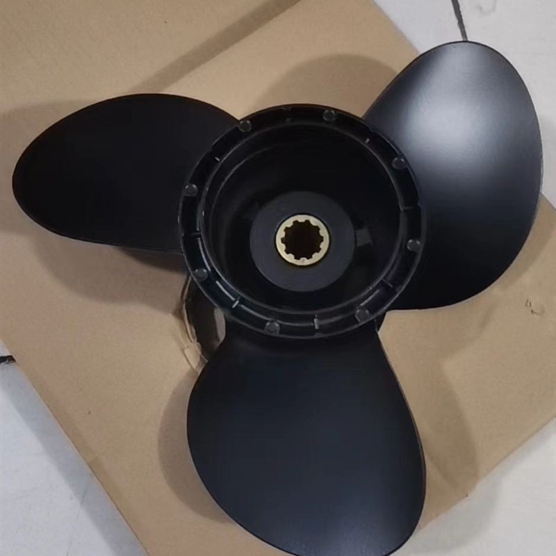 铃木2冲程30匹马力船外机专用11寸螺距螺旋桨 型号10 1/4*11