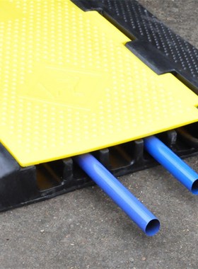 线槽减速带 橡胶PVC盖板线槽 电缆电线盖线板大一线槽 抗压过线槽