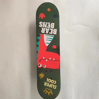 专业四轮滑板初学者男女双翘枫木板彩砂成人儿童青少年滑板车跨境