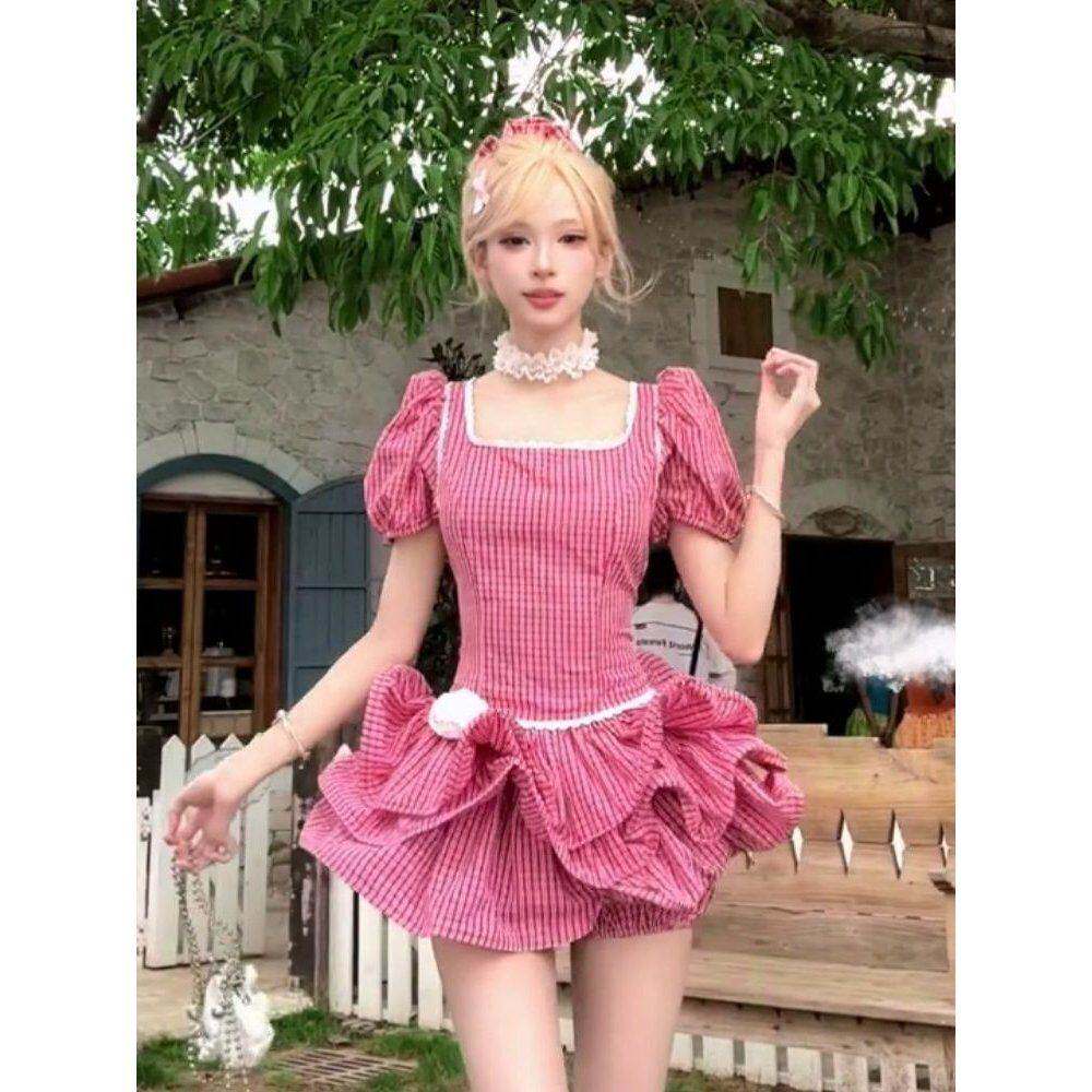 甜美少女复古格纹方领泡泡袖连衣裙女夏季高腰显瘦花苞短裤子套装
