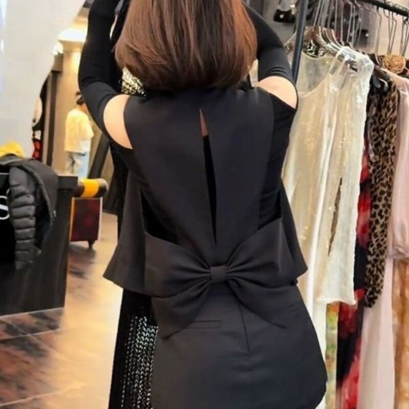 后背蝴蝶结马甲外套女2025夏季新款洋气短款无袖上衣气质百搭马夹