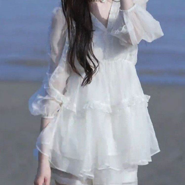2026夏装气质轻奢高级感大方得体度假风小香风白色衬衫短裤套装潮