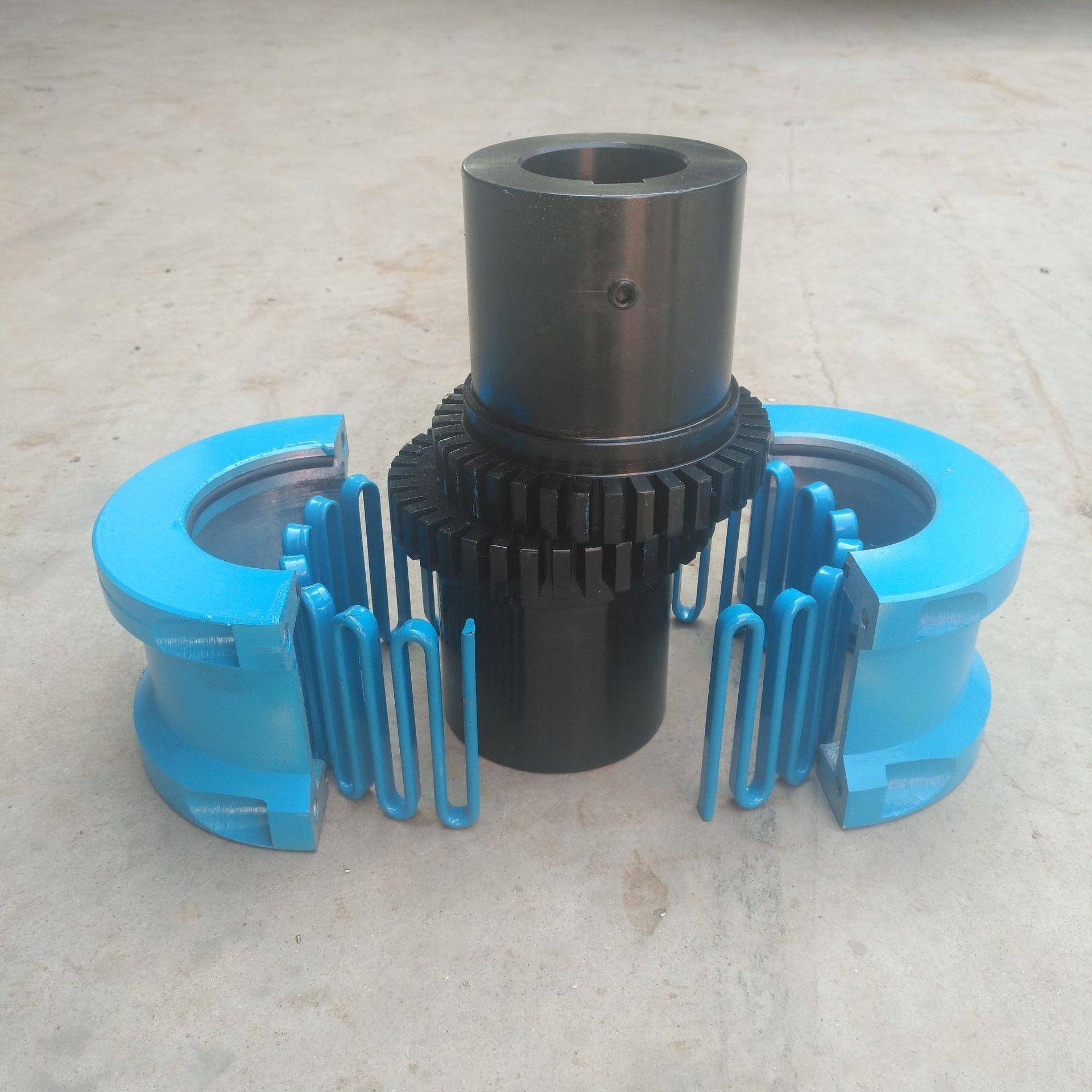 国蛇675JS3蛇形弹标簧联轴器簧联轴器铝制罩壳重机型械使用