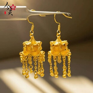新款新中式国风阁楼宫灯耳钩婚耳环金色宫廷风高级感沙金复古耳坠