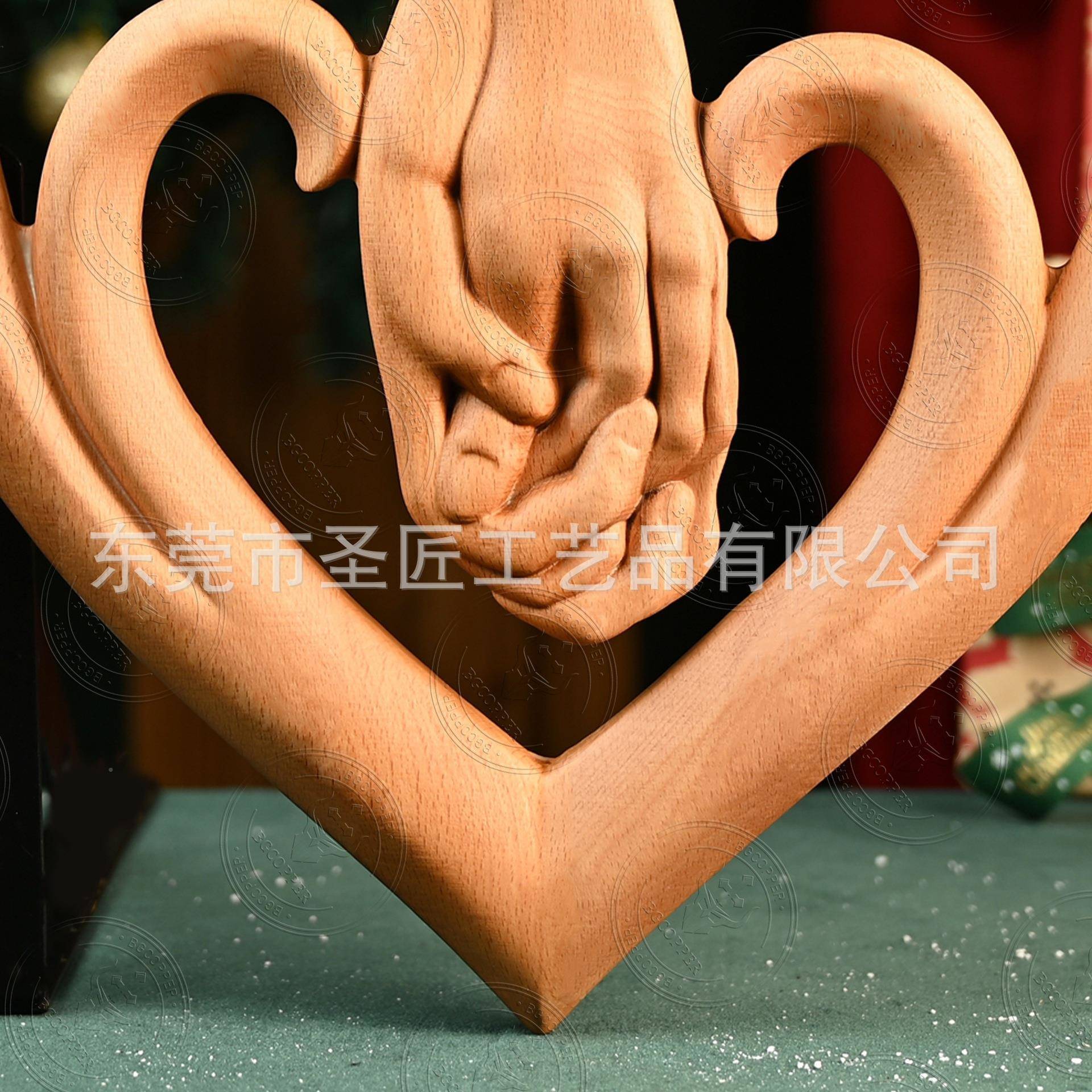 跨境圣MSY诞节创意爱心装饰新品工刻艺装饰品品木雕木质实心形摆