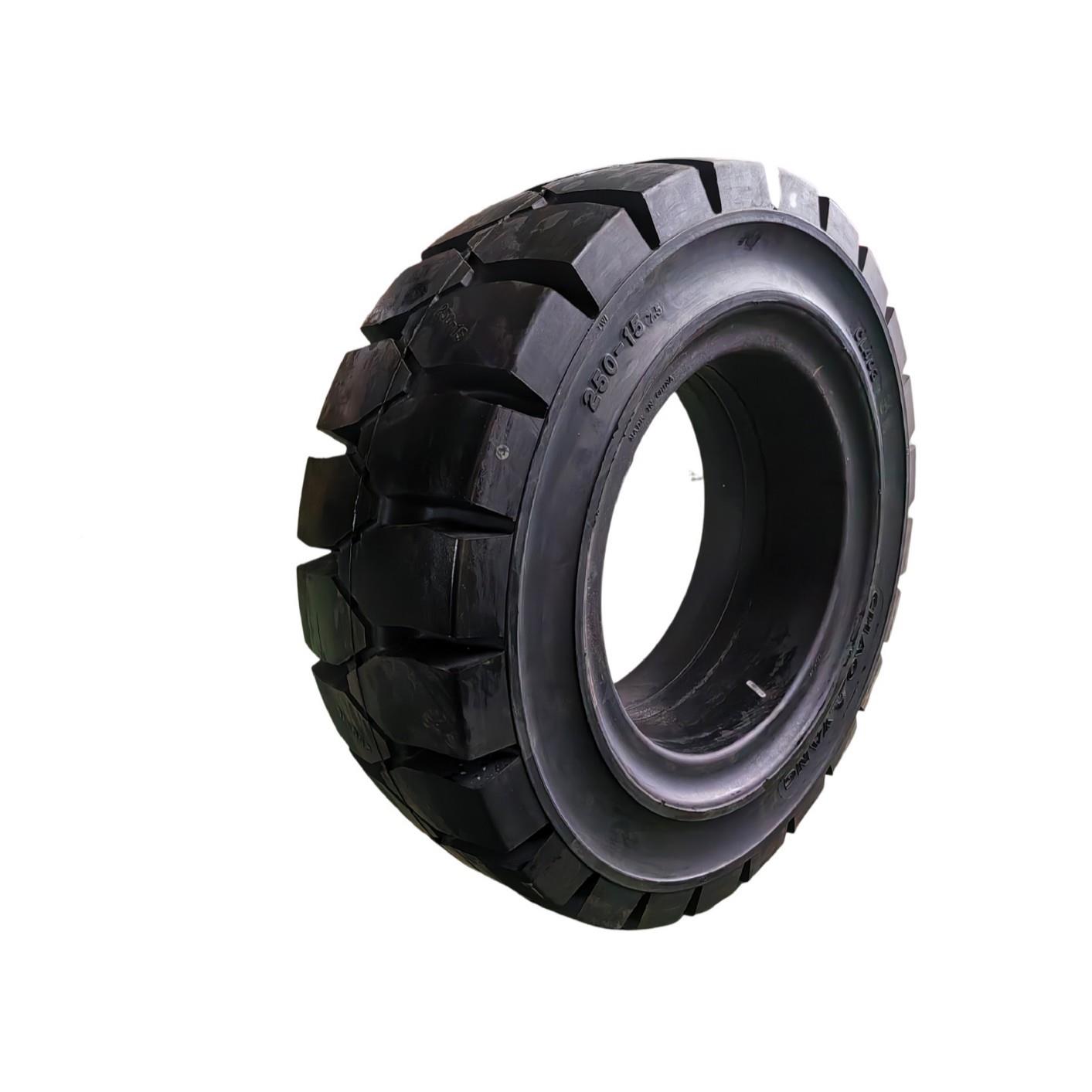 叉LT000166车轮胎杭叉电动叉车CPD70J后轮7黑色实.心轮胎520-155