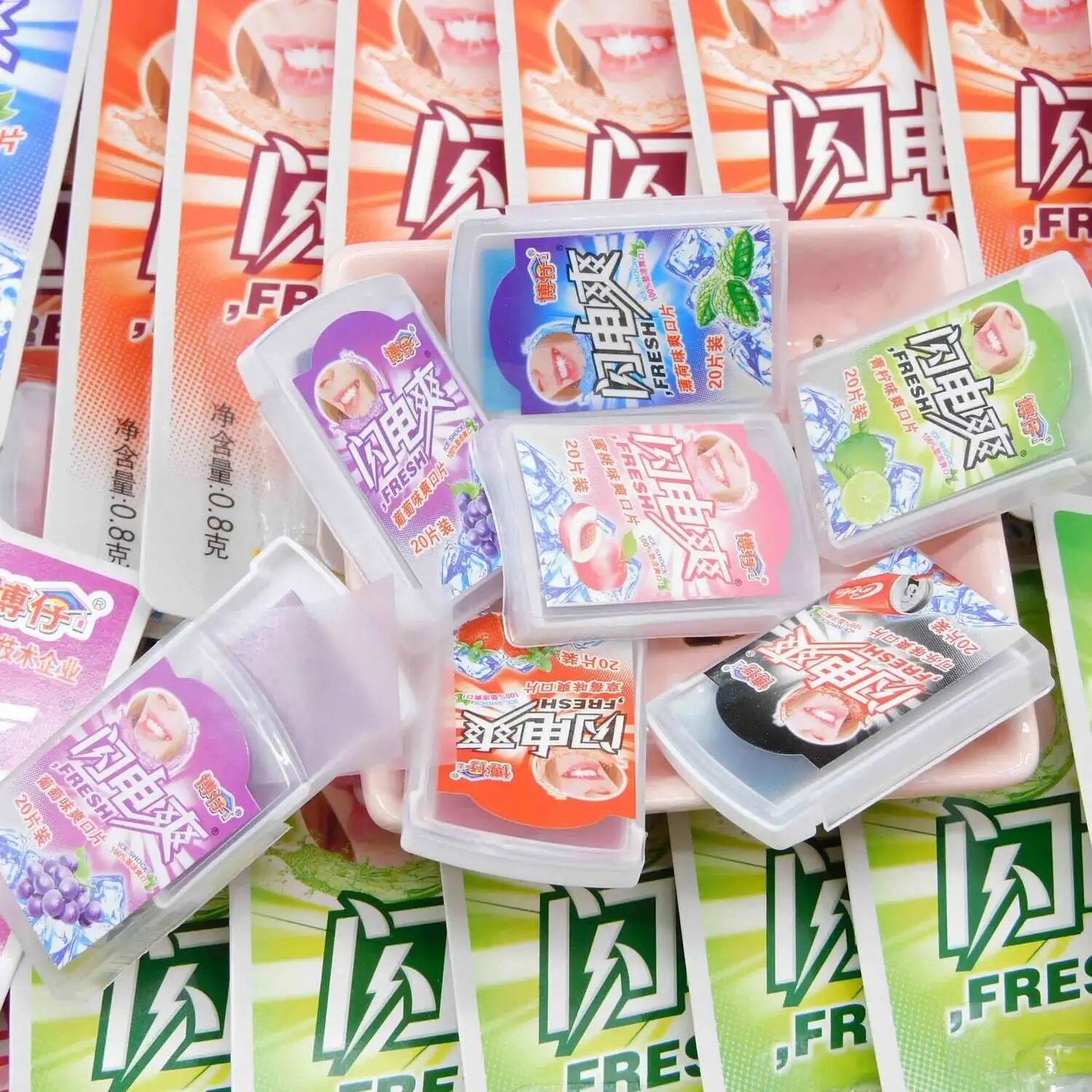 童年小零食博仔闪电爽的糖果一盒草莓薄荷味爽口含片80后怀旧零食