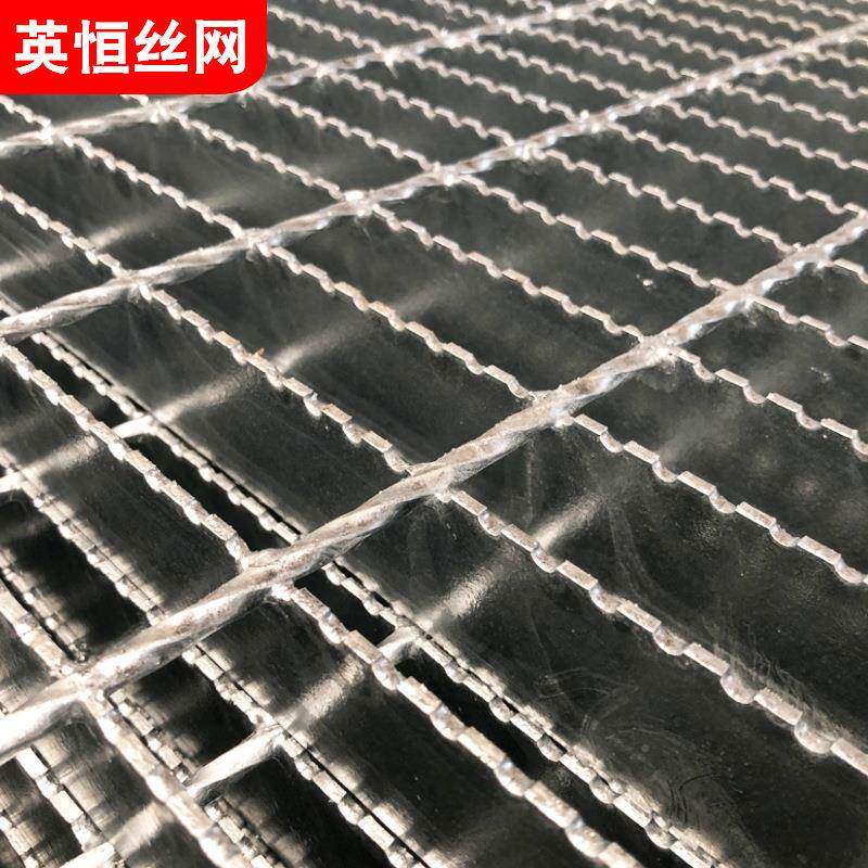 异形钢板踏步台铁路通道沟板工厂脚踏平版热镀锌网格格盖579板防