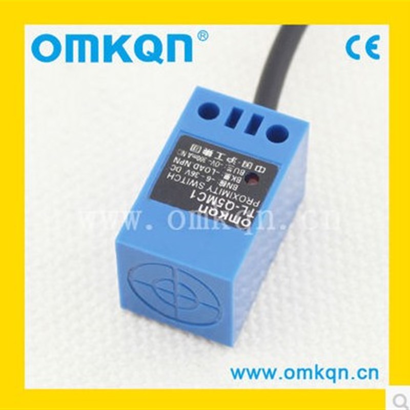 正品沪工A级方形角柱电感接近开关传感器TL-Q5MC1 C2 F1 F2 D1 D2
