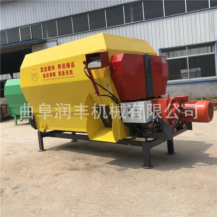 玉米秆MR搅机日养殖设备牛场混料TMR搅拌T机玉米秸拌秆杆粉碎全粮