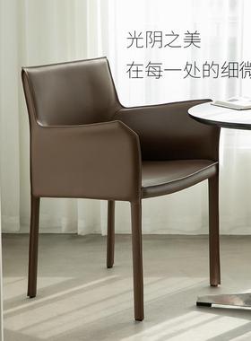 Y190#餐椅意式轻T奢有扶师手马KQU鞍皮椅设3计创意