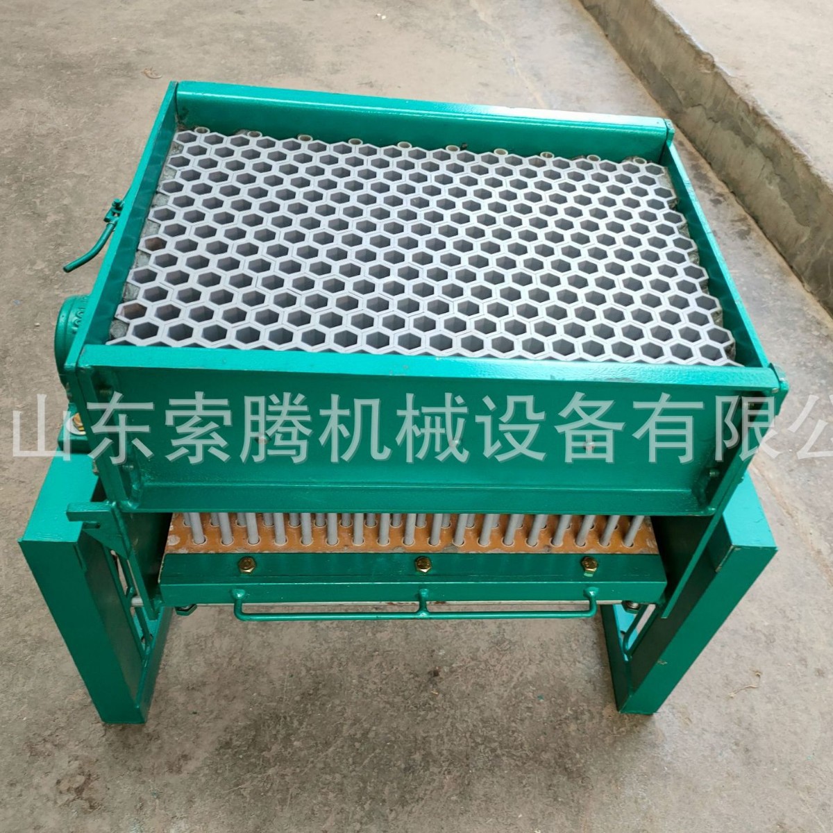 山东索腾无尘水溶粉笔机