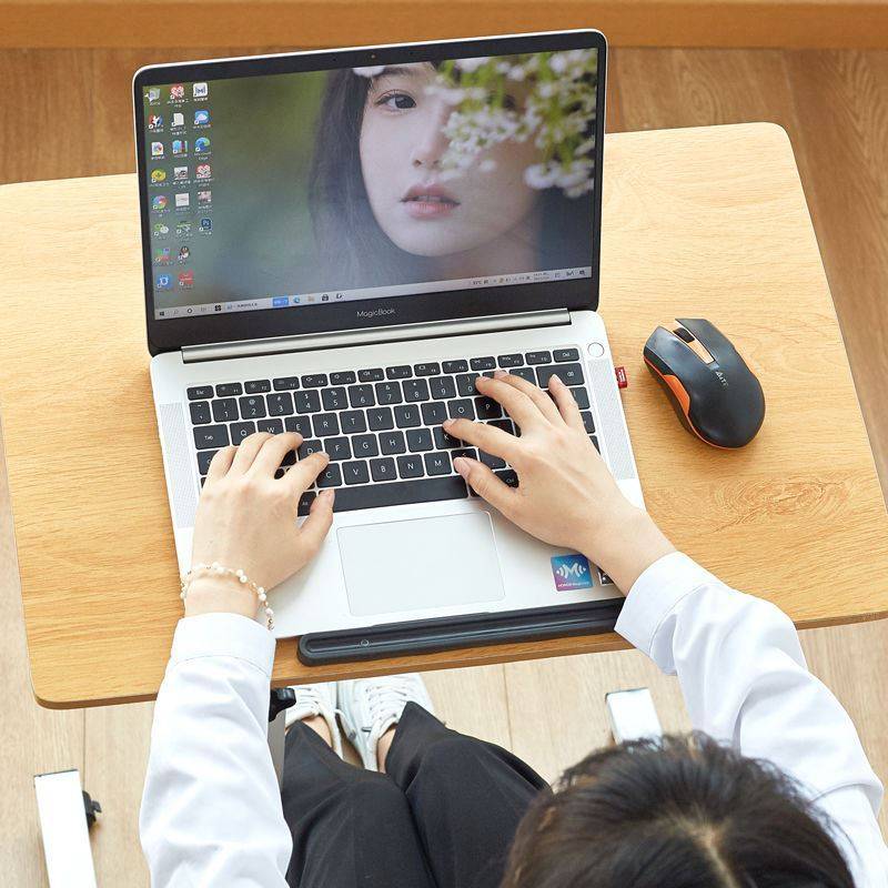 【折扣价】#移动床边桌侧边款简易床上书桌可折叠升降沙发小桌子