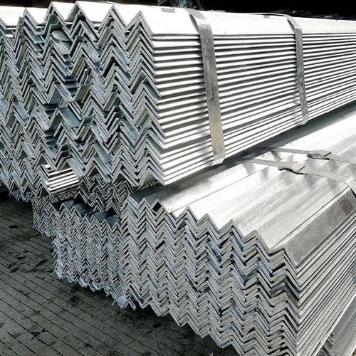 合肥现货镀锌角钢角铁等边角钢冲孔三角铁钢结构厂房黑色角钢