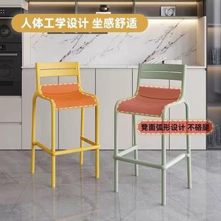现代简约吧家用高脚椅塑塑料椅料脚户外高凳可叠放酒靠背吧台椅设