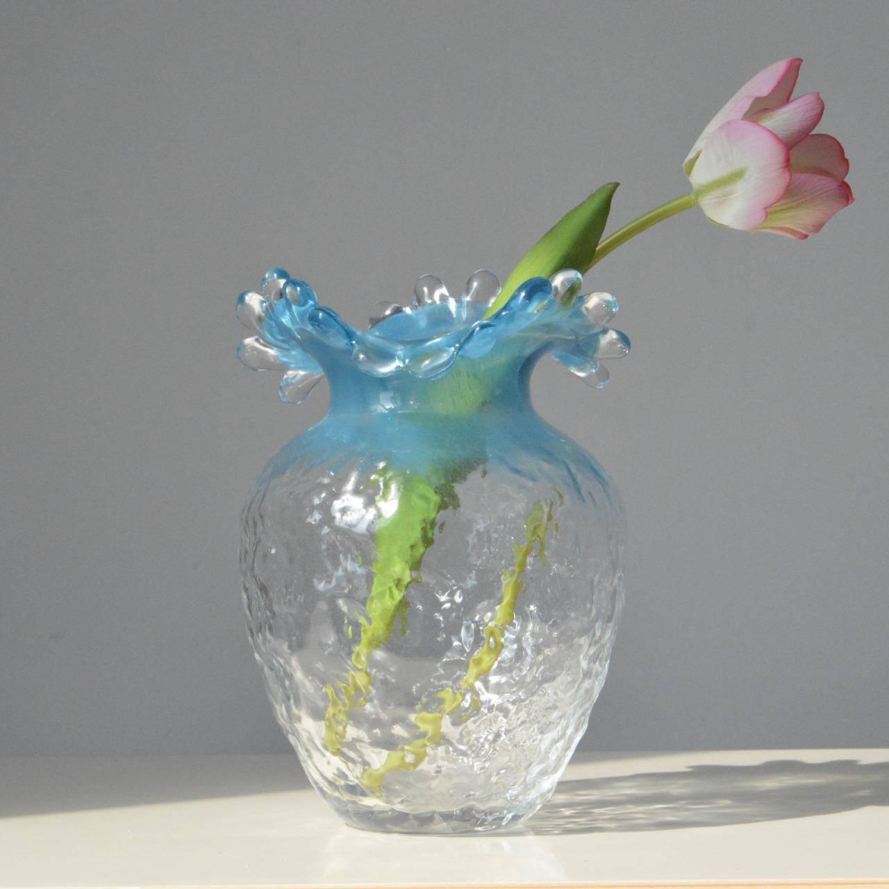 现代OXP简约轻奢蓝花色浪口玻璃插花鲜花郁家金香花瓶居客桌厅面图片