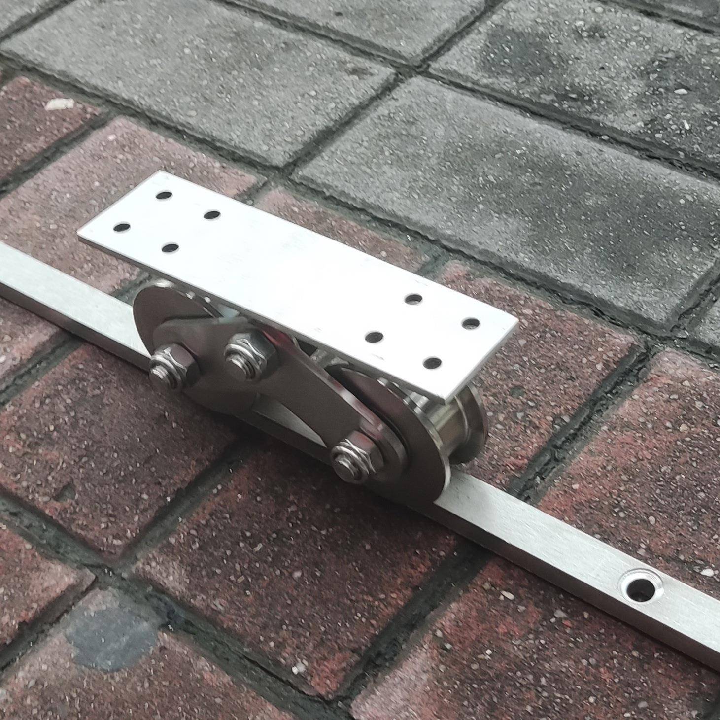 锈钢轨道丝方123形平移门移轨地面打膨胀螺H型轮用公母扣连路接不