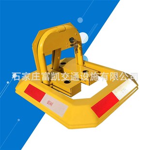 优质新款车位锁三角形车位锁A型车位锁款式多样汽车地锁占地锁