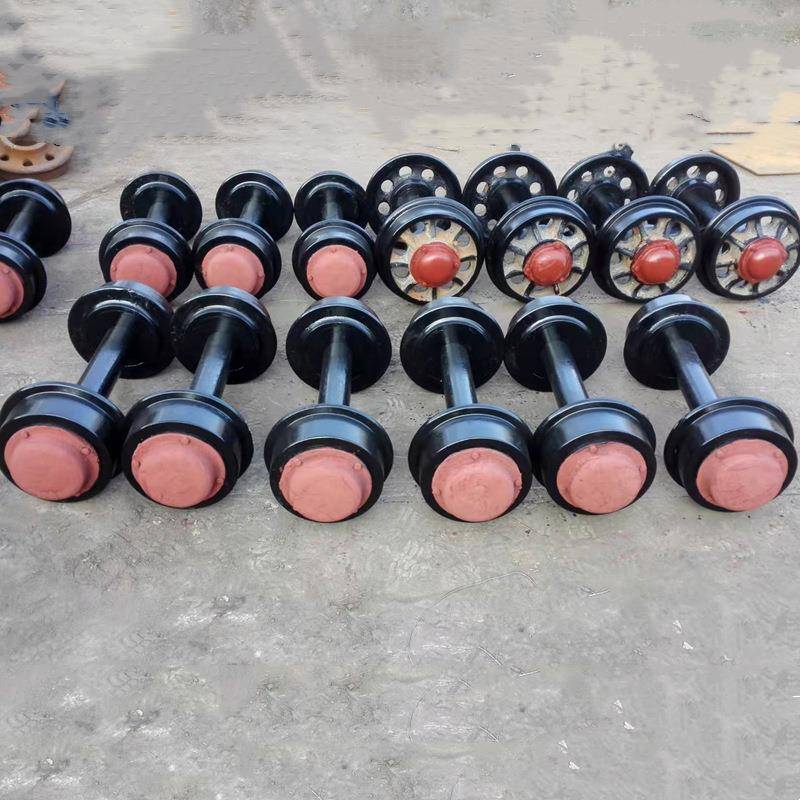 3矿GGM车对轮对煤矿用窑车轮心轨道多规轮格侧卸式矿实用车闭式T