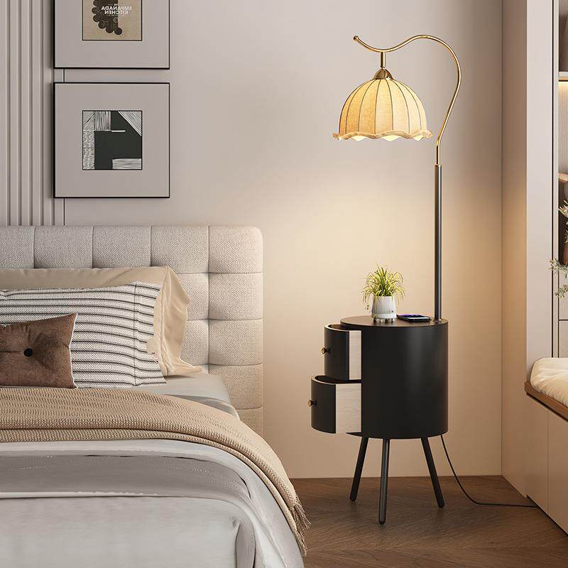 法式中古风置物落地灯客厅沙发旁茶几一体立式灯实木卧室床头柜灯