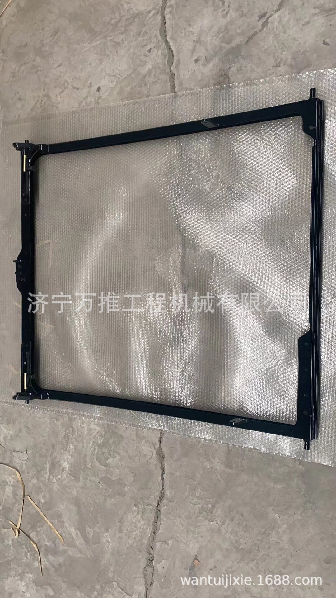 PC120-6 前玻璃框架 4D102
