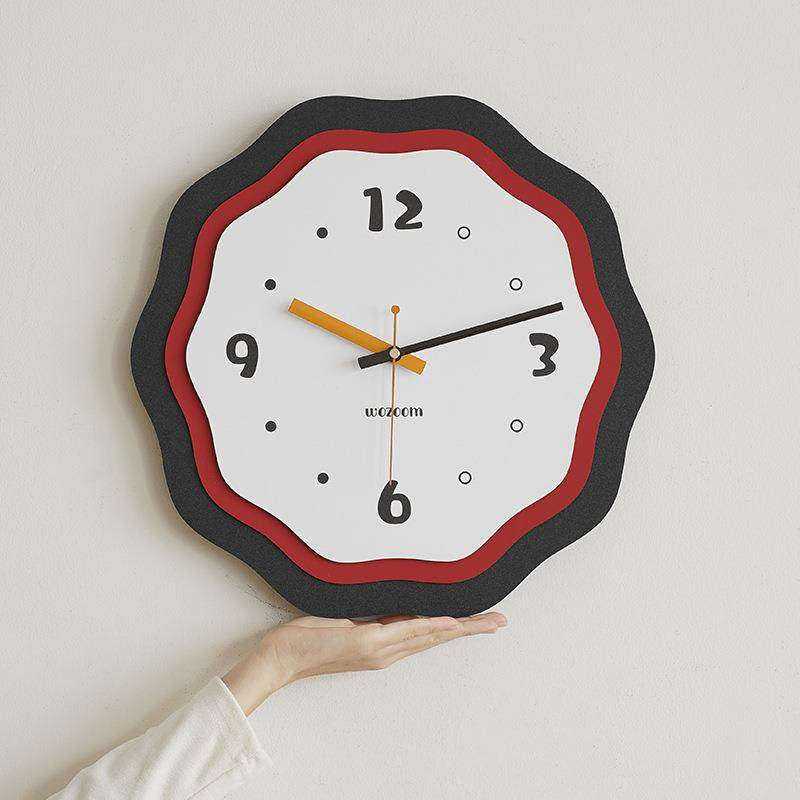 OWOZORVV屋准免孔现代简约时钟表家用202M5新款创打意客厅挂钟装