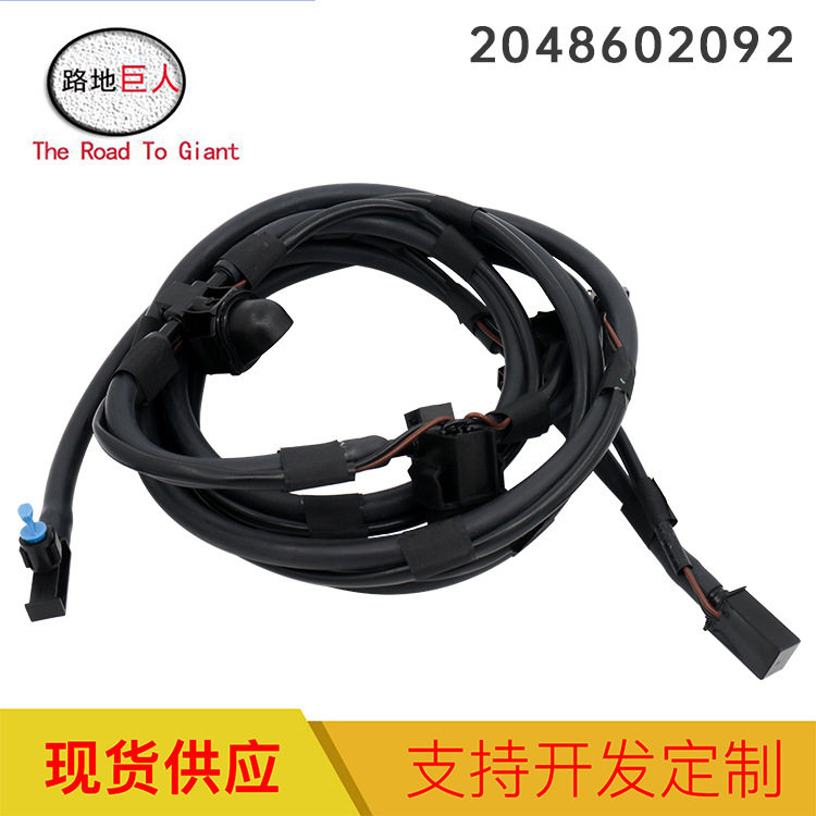 奔驰W204GLK机盖喷水嘴加热