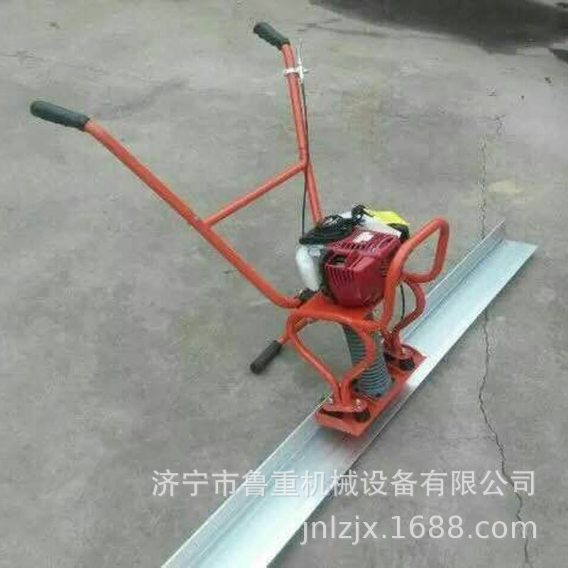 手扶式汽油路面振平尺混凝土