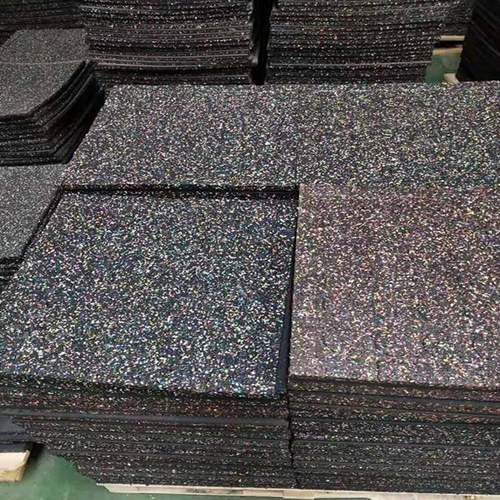 健身橡胶地垫彩点橡减震垫健身感房动单车减震橡胶垫5GJP00*05胶0