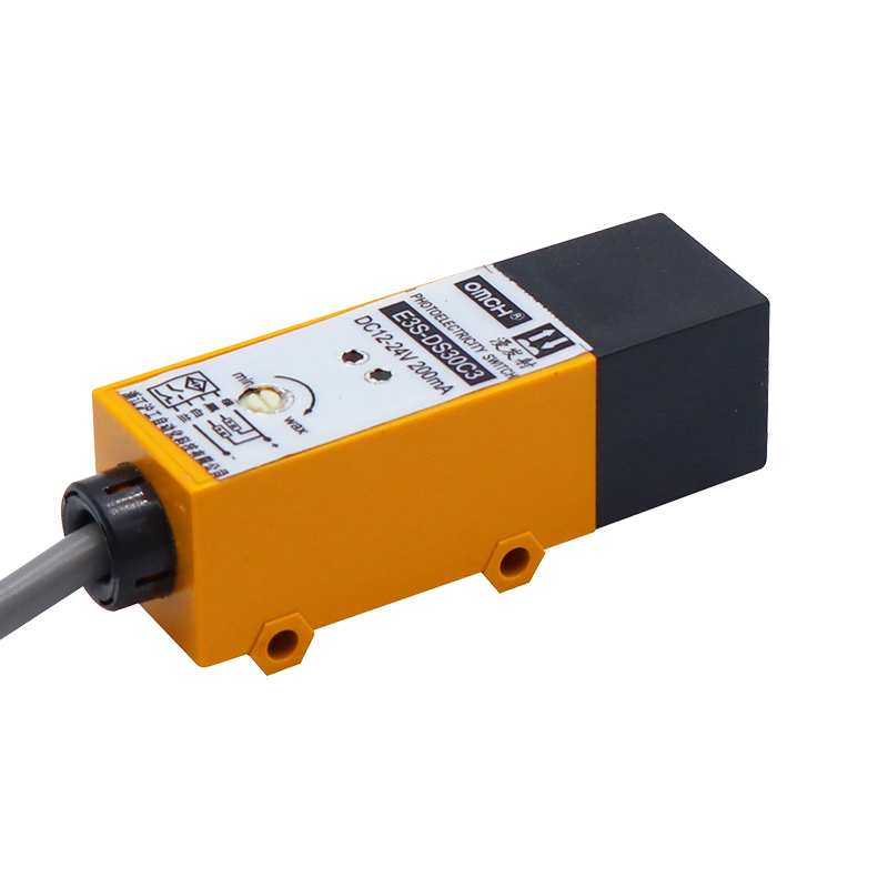 沪工漫反射式光电开关E3S-DS30N1/N2/P1/P2/N3/P3直流三线常开闭
