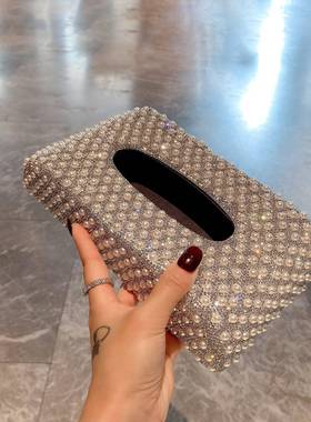 汽车车载纸巾盒轻奢钻珍珠车抽内IVZ装饰客纸镶盒高颜值家用厅餐