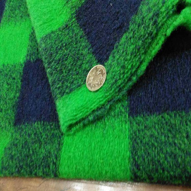 产地货源毛现货新款秋冬呢面料呢呢料毛羊半精纺花SXR大衣呢外套