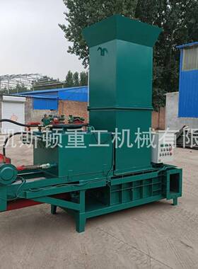 凯斯顿两缸青储储玉米压秸秆稻草大麦84706草块打机黄一机包多用