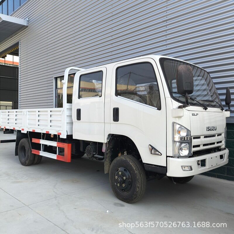 ISUZU五十铃四驱载重平板车