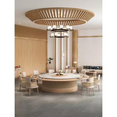 新中式酒店电动大圆桌实木餐桌椅组合会所民宿包间原木色藤席定制