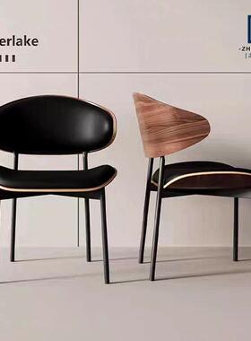 意式椅U家用现代极简IHAP皮质专用餐厅椅子轻餐奢家用木金计属设