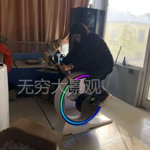 无穷大-脚蹬逐级点亮七彩流光柱竞速单车-儿童互动娱乐项目摆件